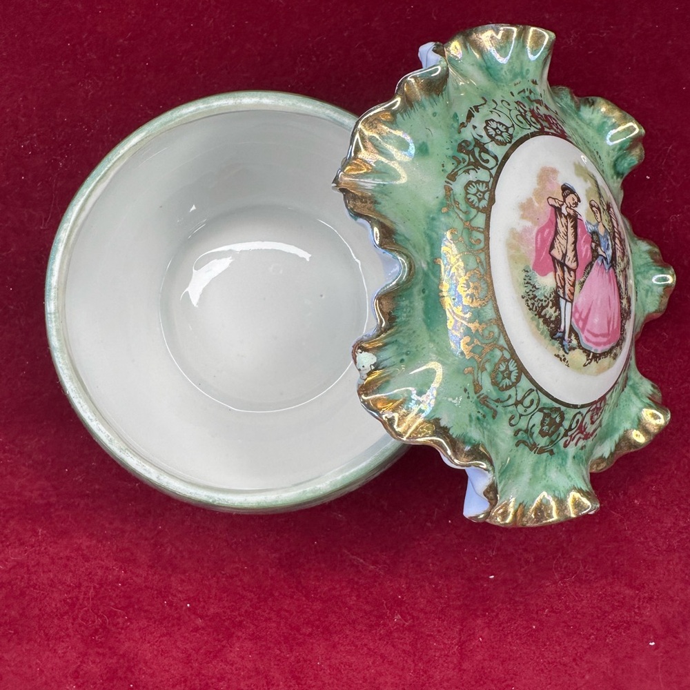 Vintage Japan Ruffled Vanity Jar –Green & Gold Gilded –Giftcraft Toronto